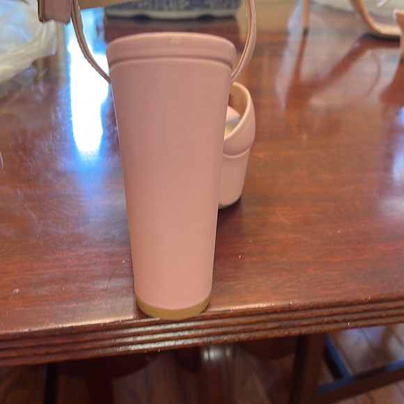 New Stuart Weitzman Ryder Sandal Platform Heels in ballet color - Picture 4 of 11